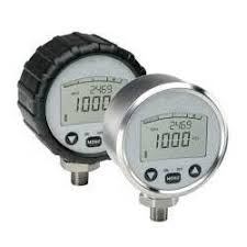 Electronic gauges.